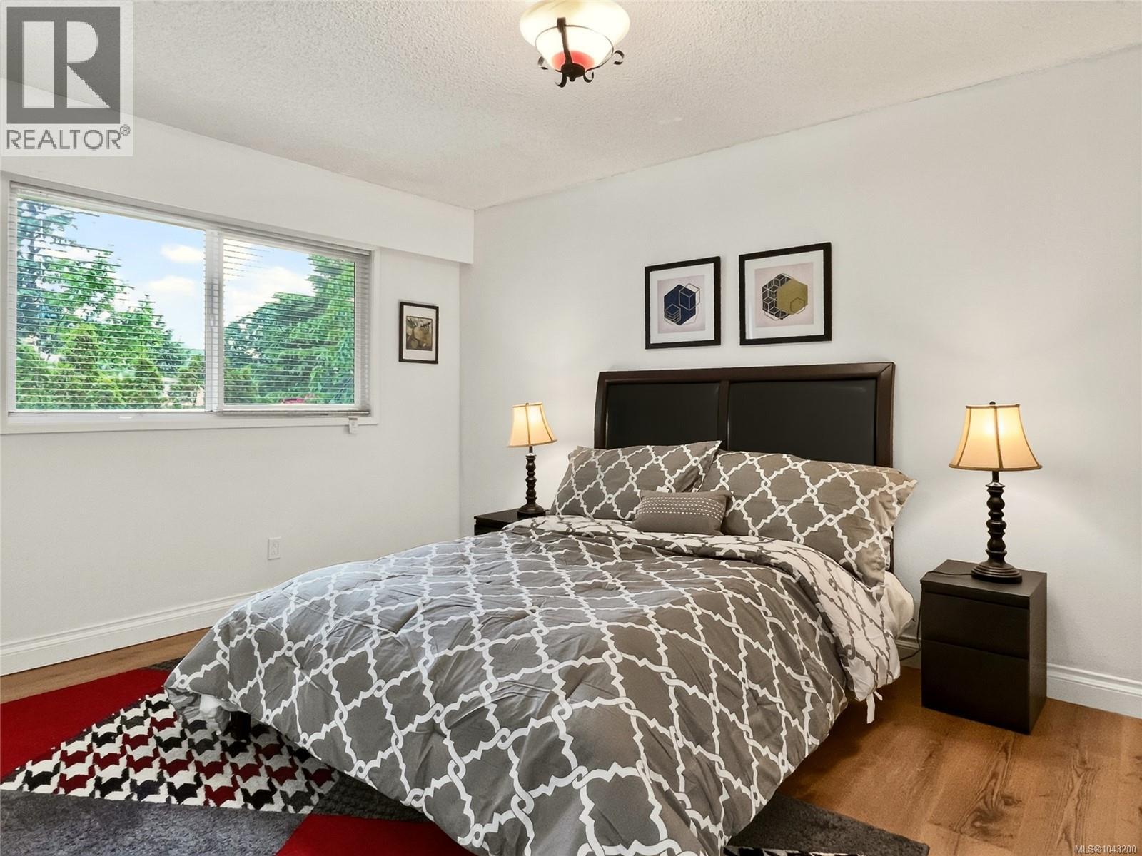  4378 Torrington Place, Saanich
