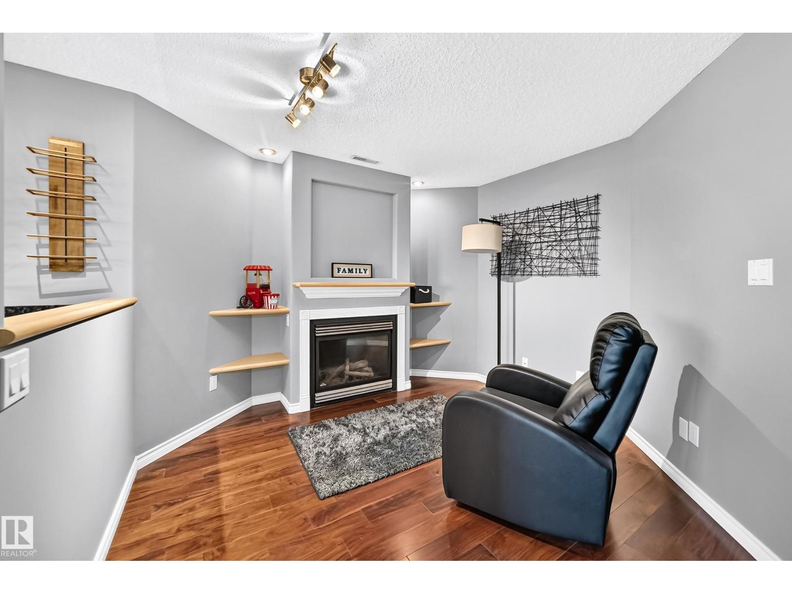 12720 Hudson WY NW NW - 37