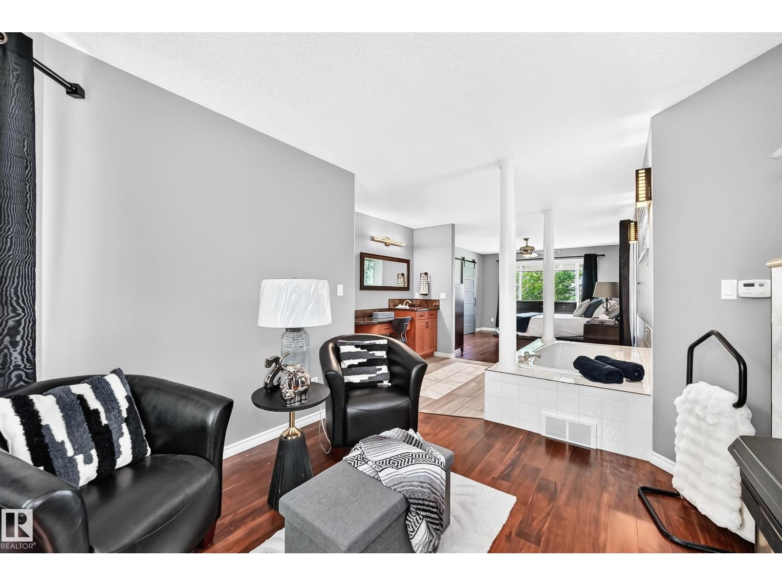 12720 Hudson WY NW NW - 28