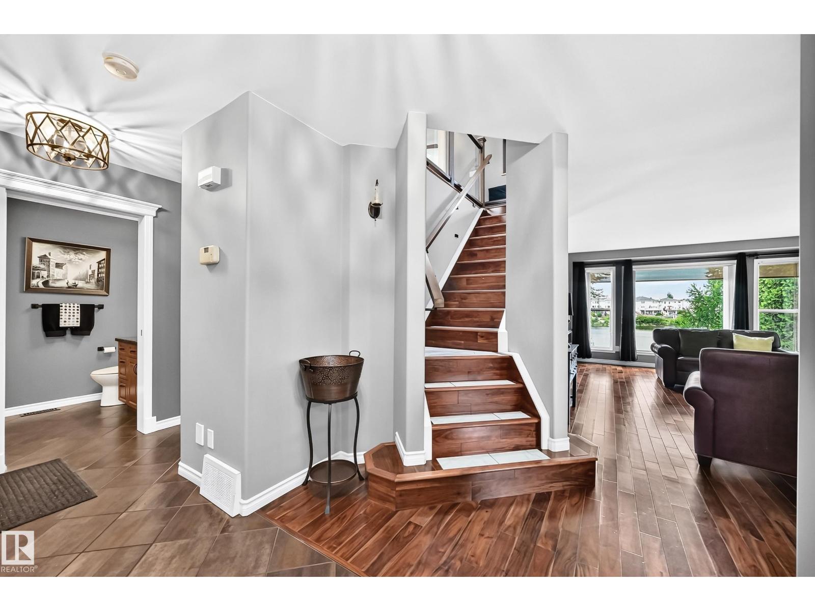12720 Hudson WY NW NW - 34