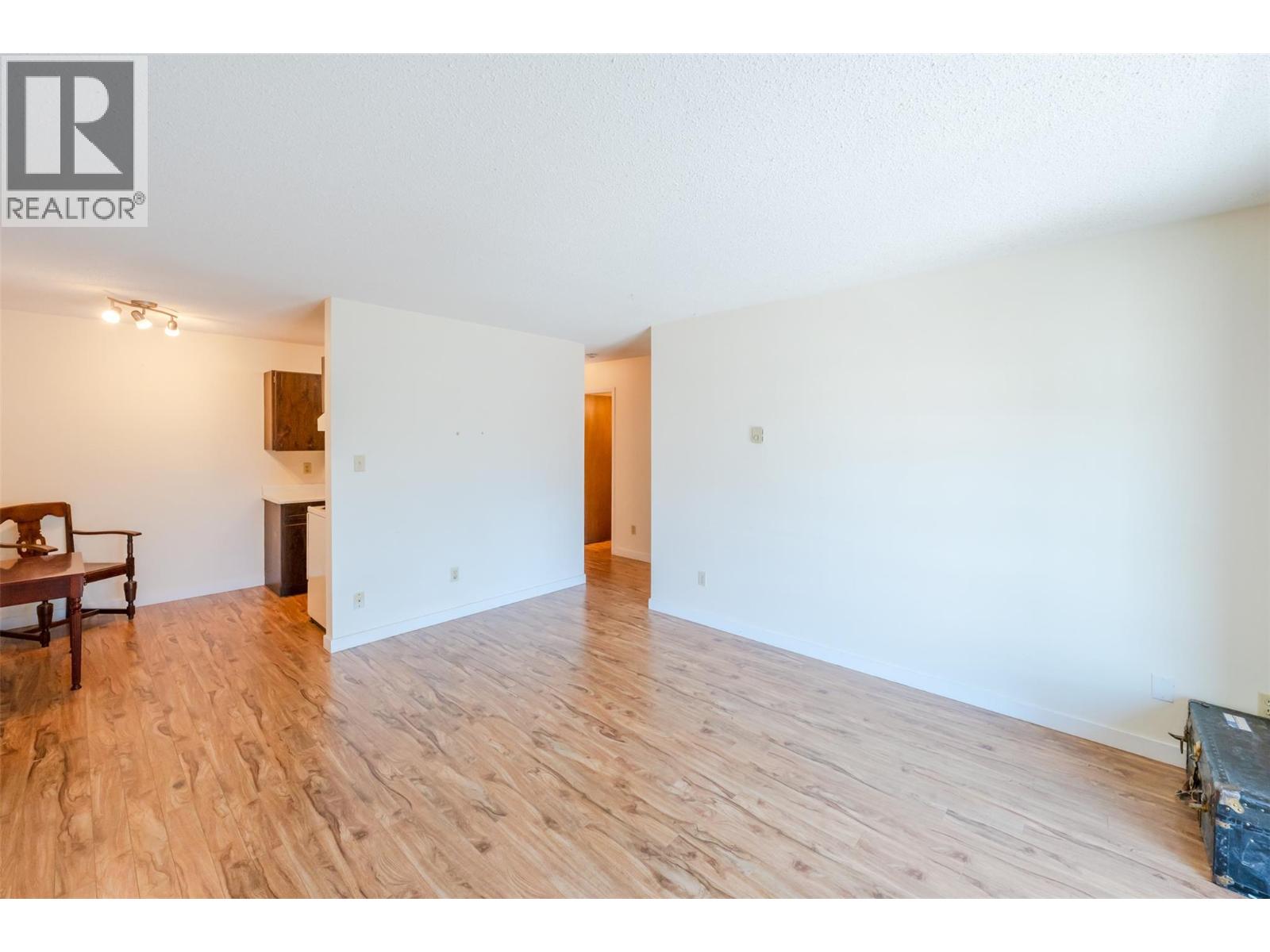 803 FAIRVIEW Road Unit# 306, Penticton