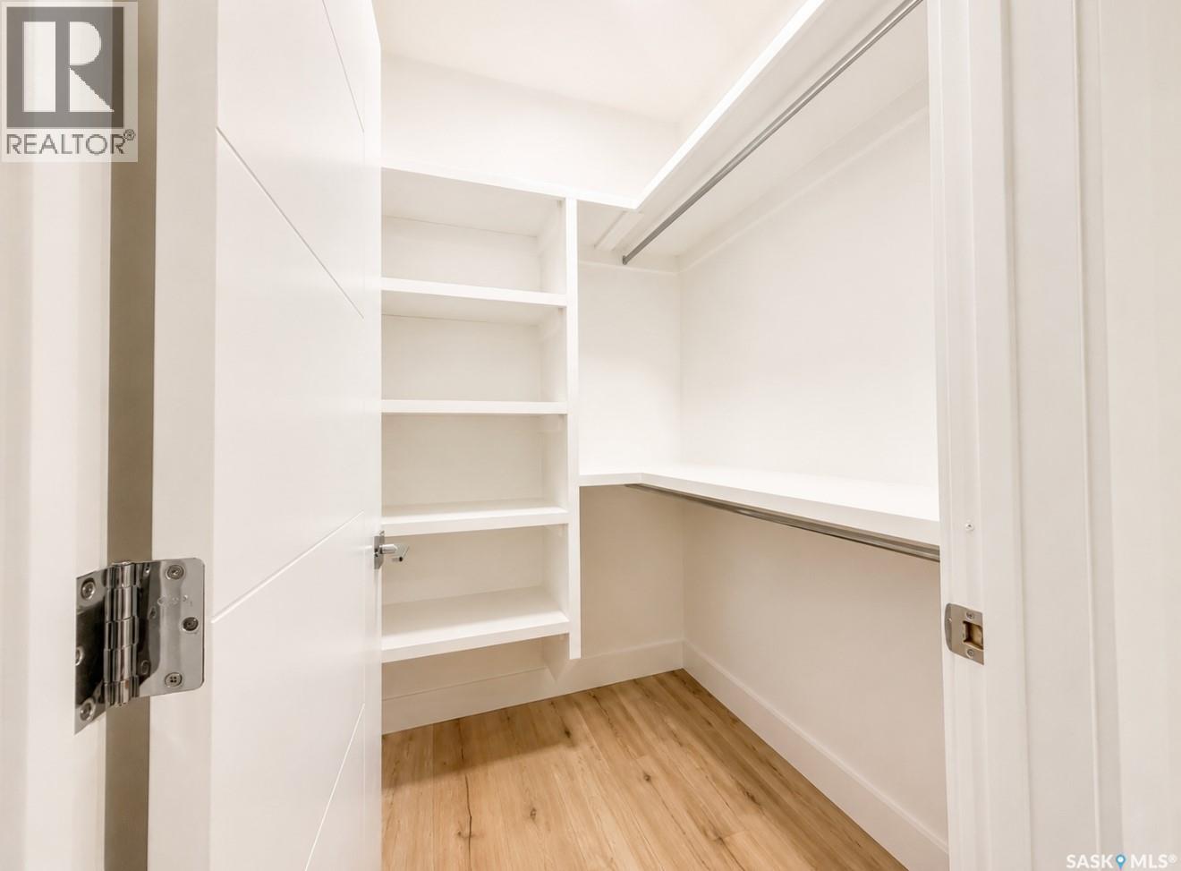 424 Empress STREET - Image 44