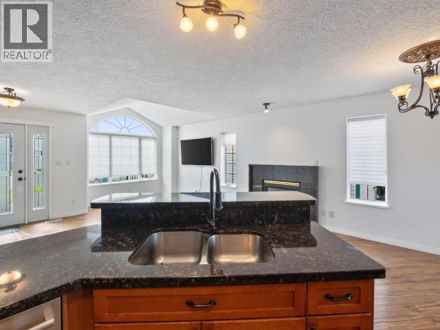 4 RUBY LANE - Image 24