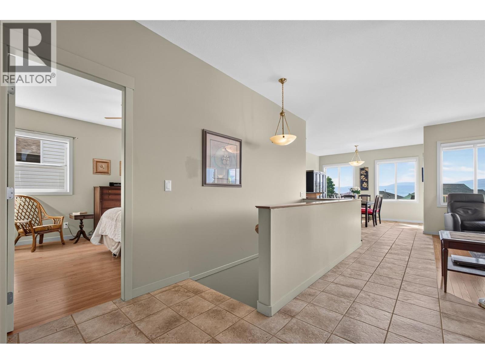  5034 South Ridge Drive, Kelowna