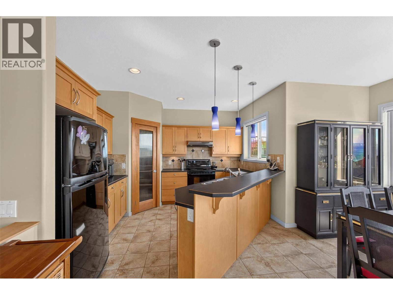  5034 South Ridge Drive, Kelowna