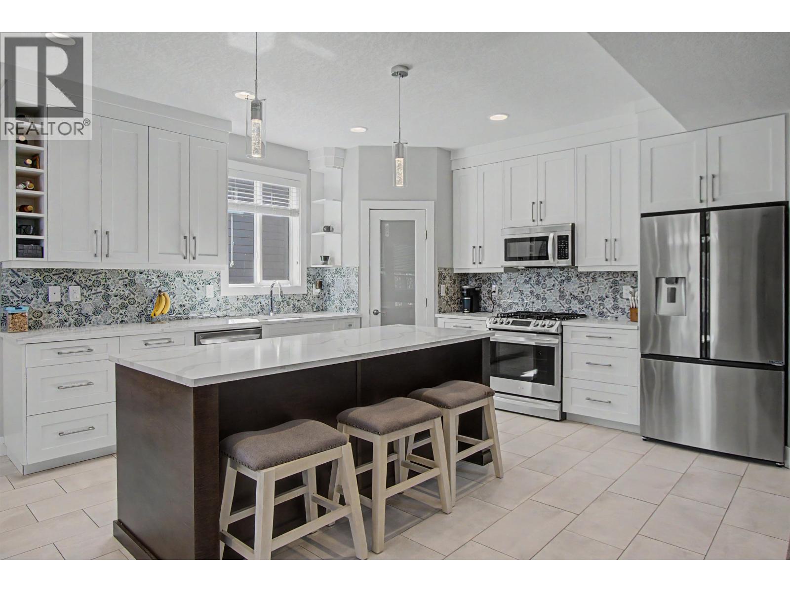 7688 SOUTHRIDGE AVENUE - 9
