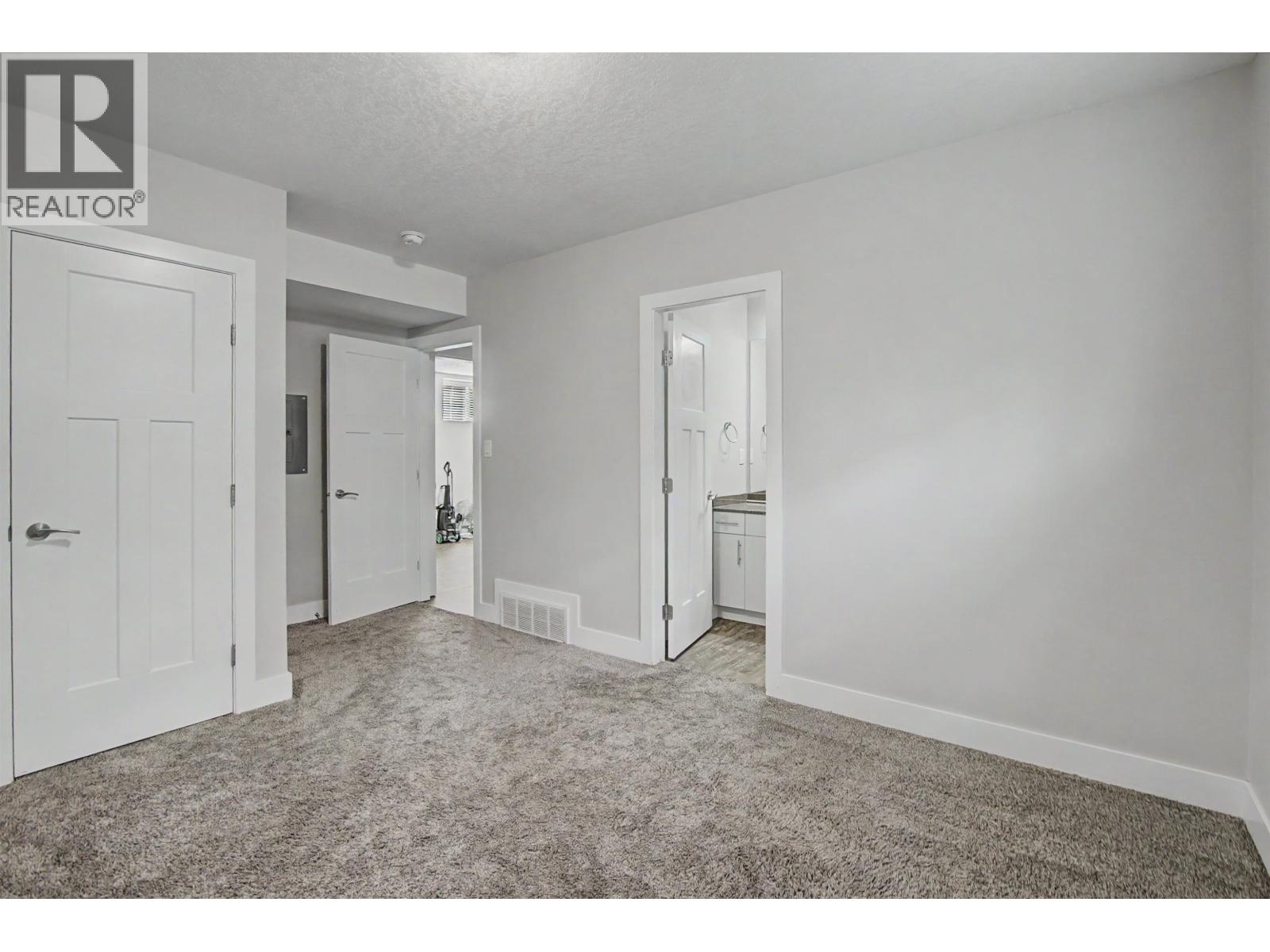 Photo 25 of 36 — 7688 SOUTHRIDGE AVENUE · Prince George, BC