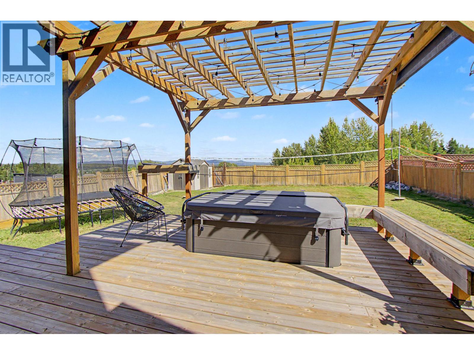 Photo 30 of 36 — 7688 SOUTHRIDGE AVENUE · Prince George, BC