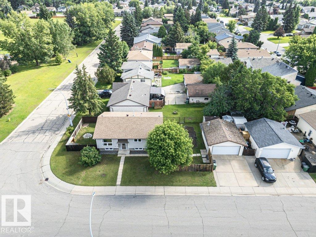 9209 80 ST - 14