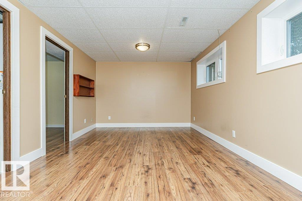 9209 80 ST - 42