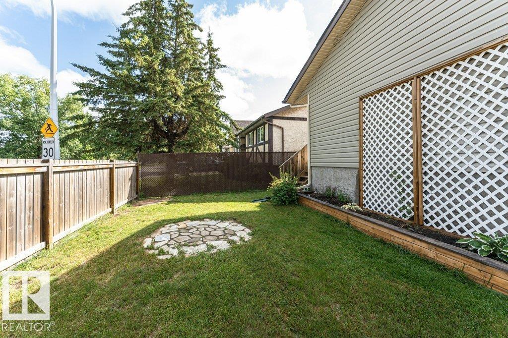 9209 80 ST - 63