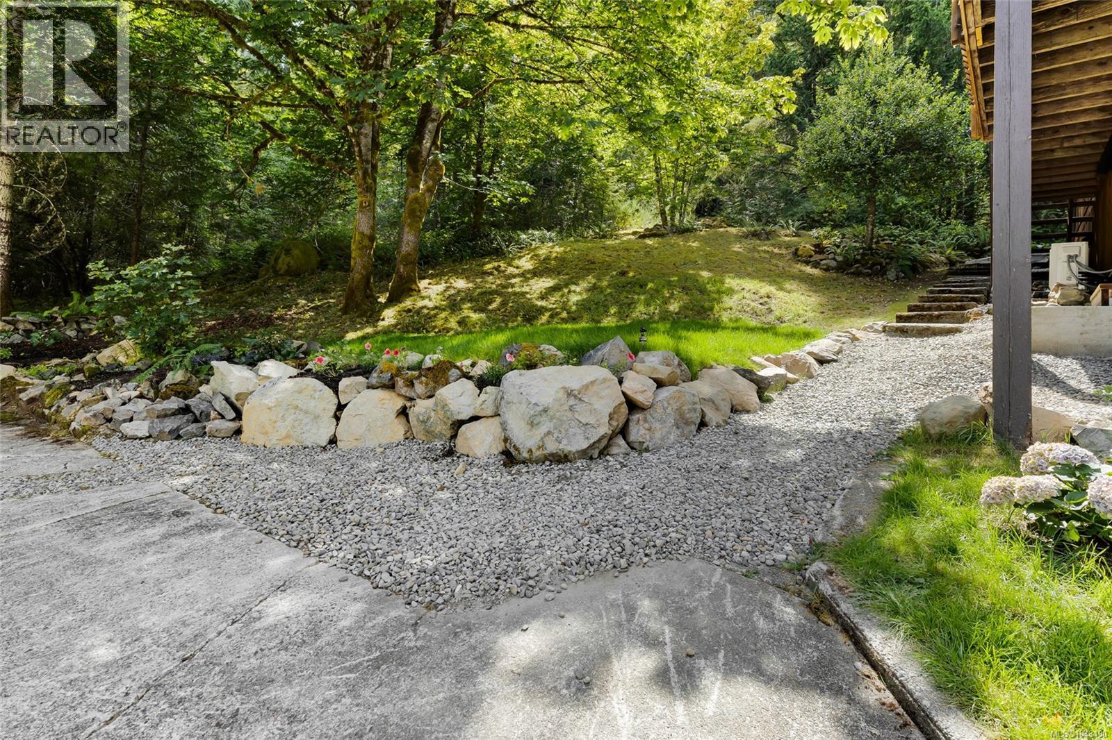 1670 West Shawnigan Lake Rd - 38