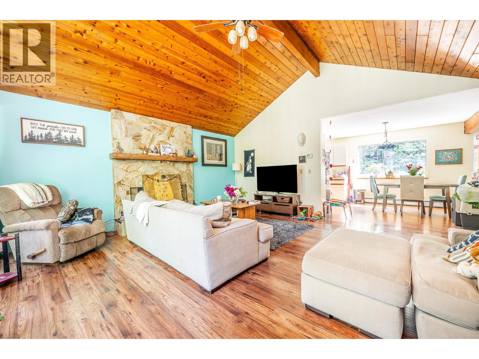 4030 MIDNIGHT WAY, Squamish