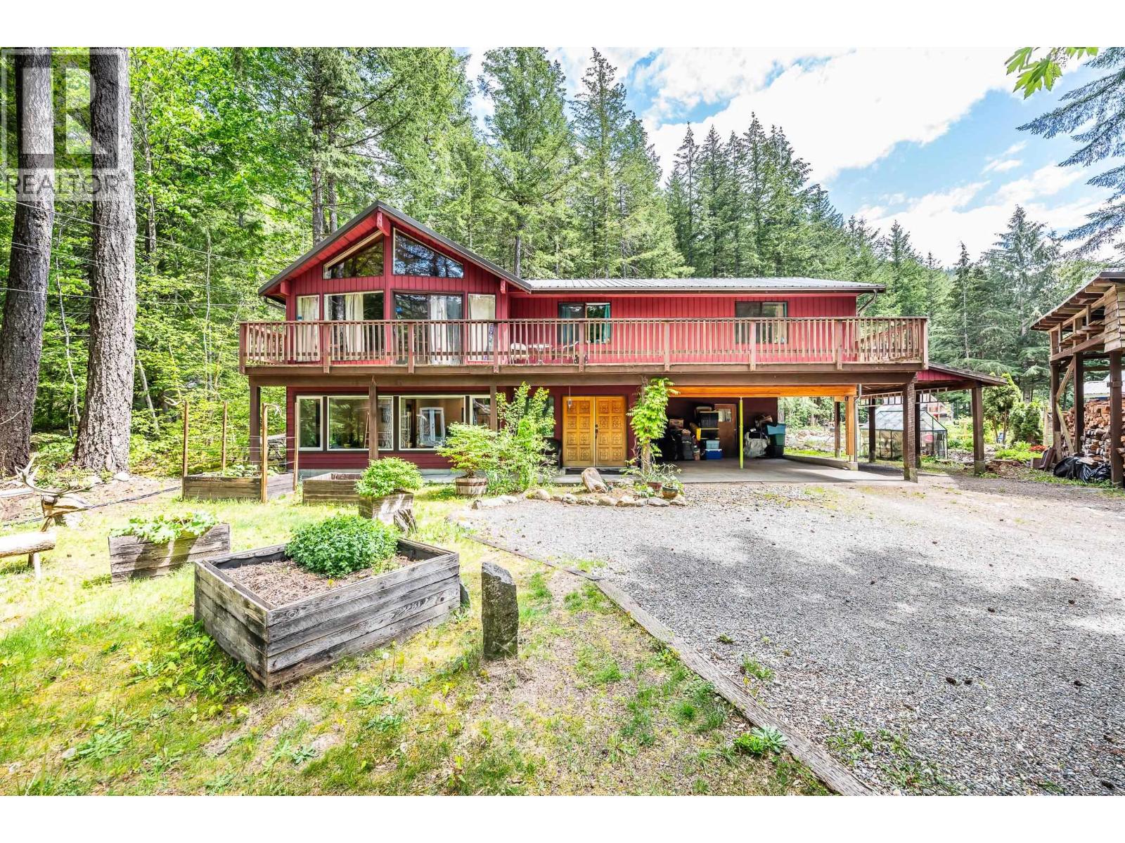 4030 MIDNIGHT WAY, Squamish