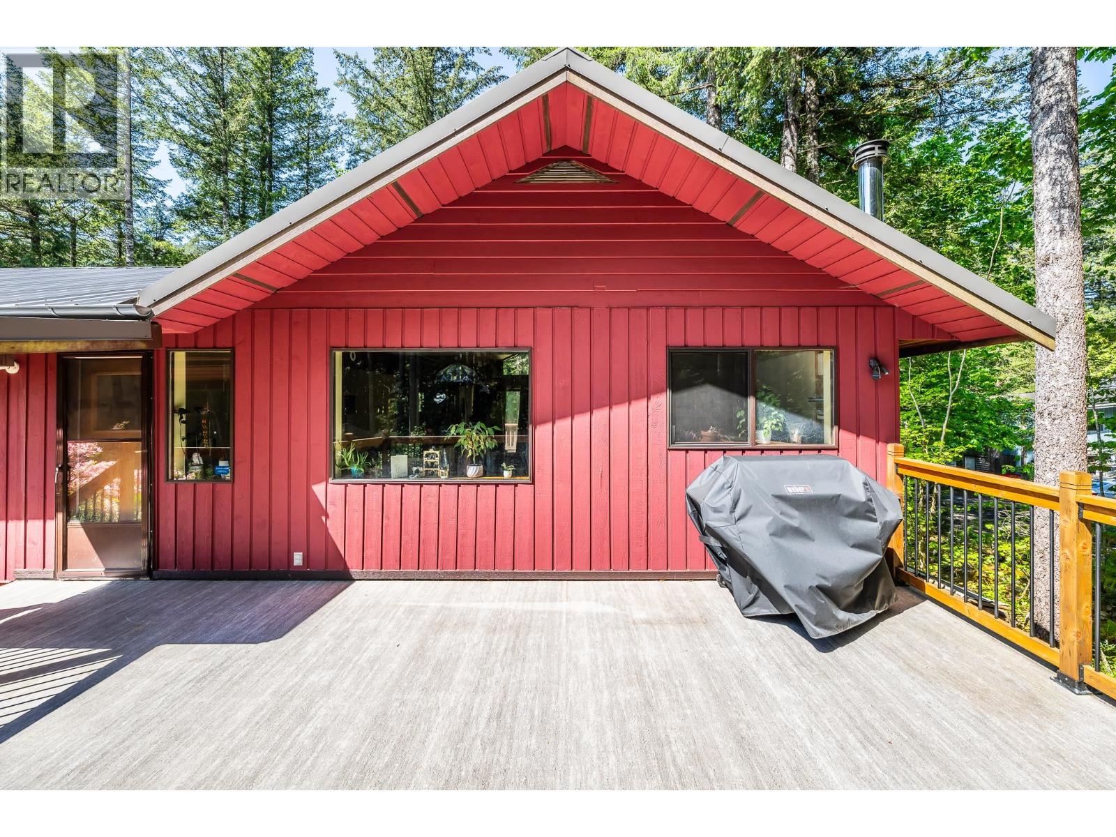 4030 MIDNIGHT WAY, Squamish