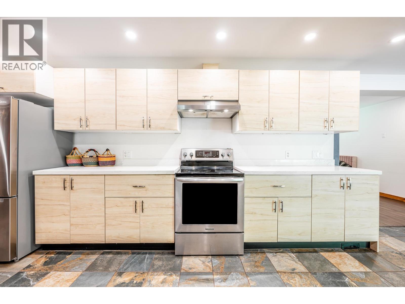 4030 MIDNIGHT WAY, Squamish