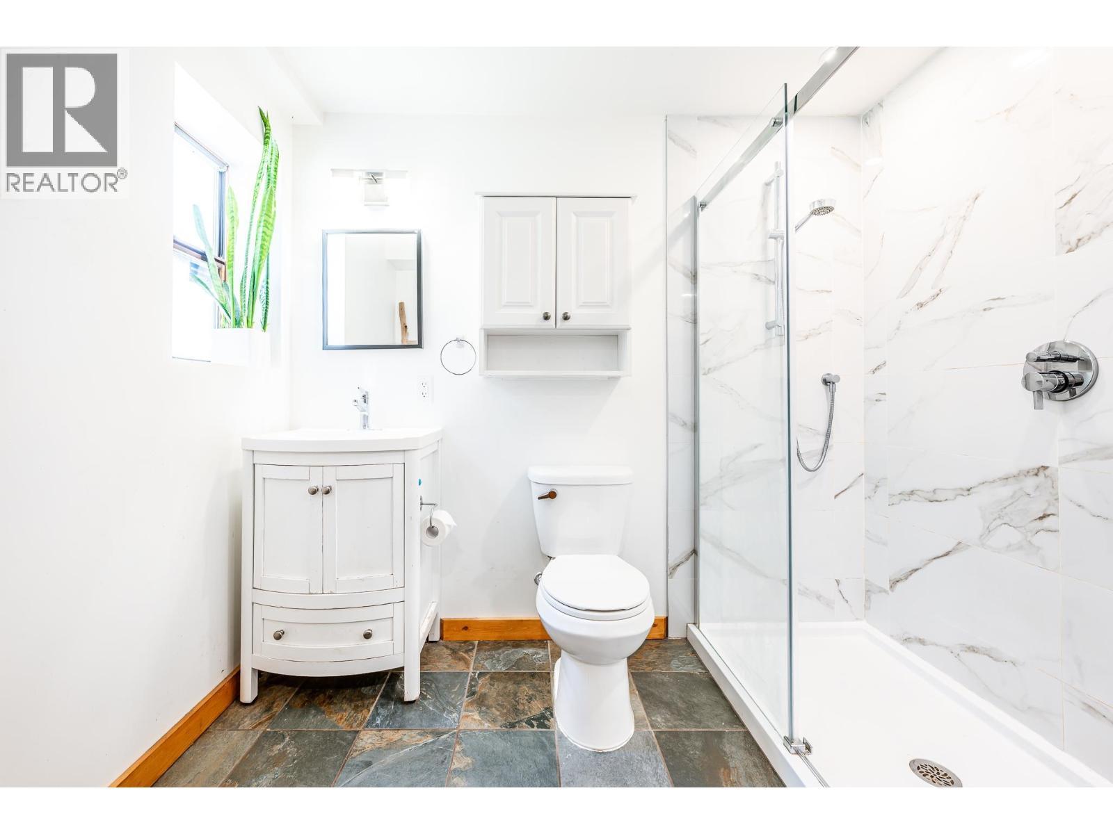 4030 MIDNIGHT WAY, Squamish