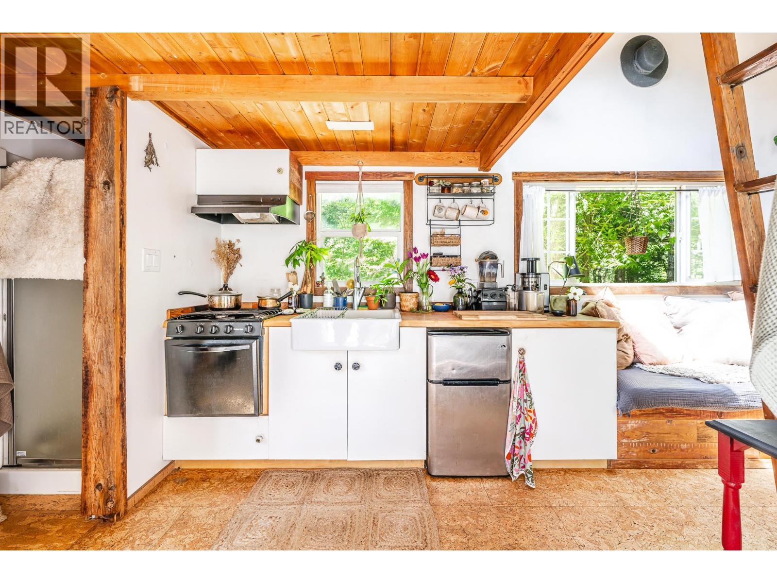 4030 MIDNIGHT WAY, Squamish