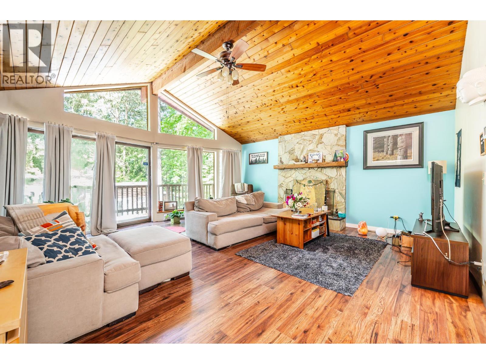4030 MIDNIGHT WAY, Squamish