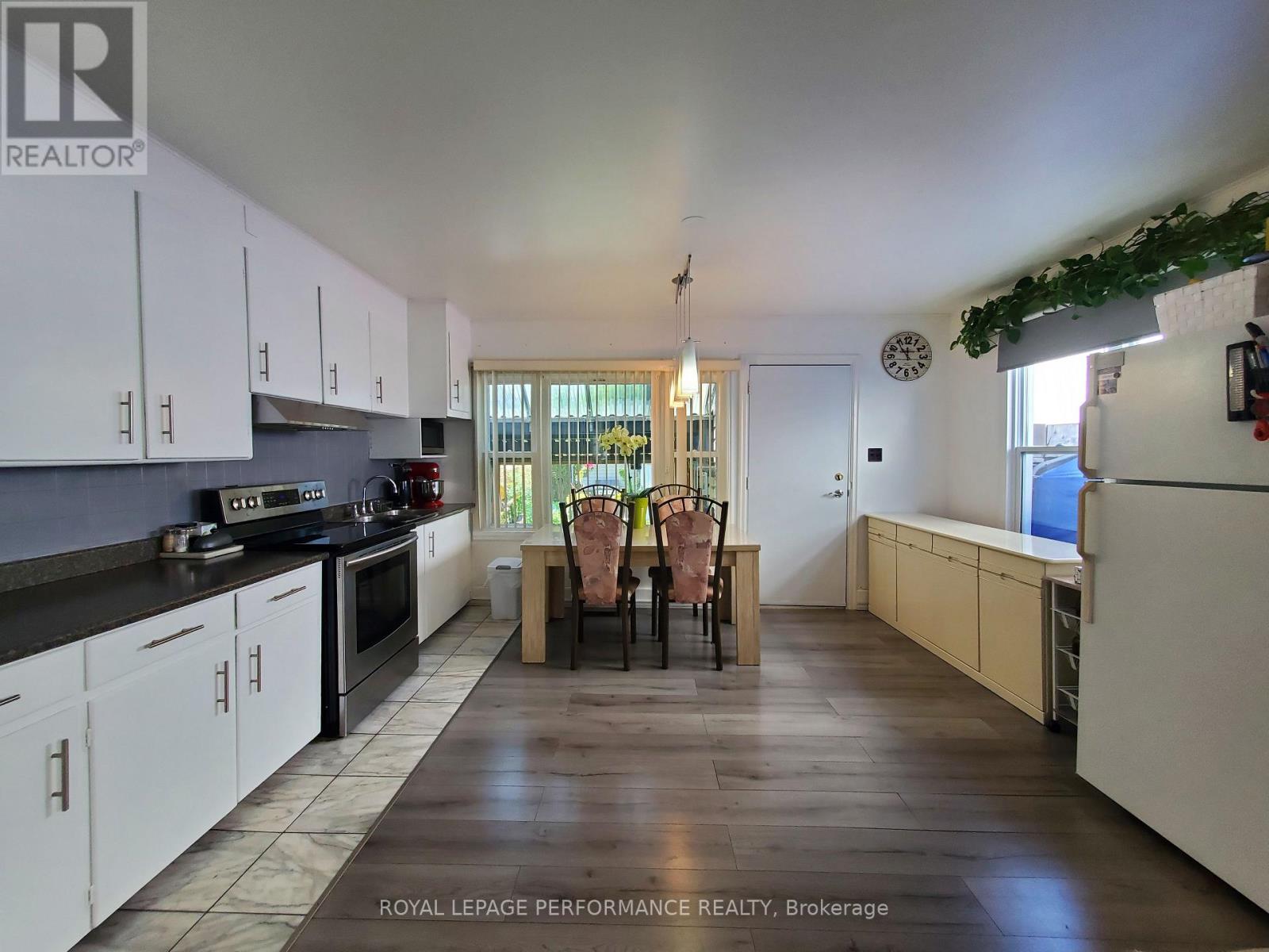 339 LOUISA STREET - 12