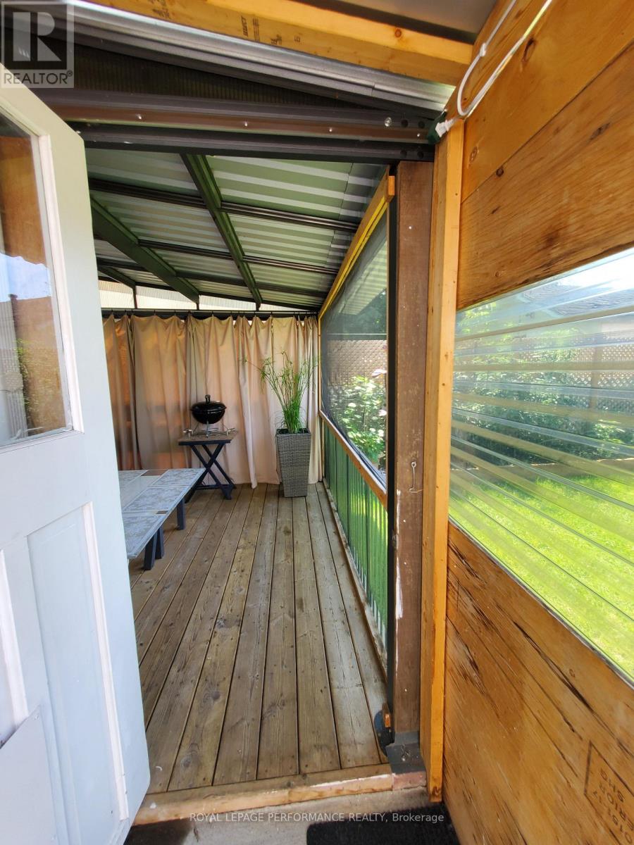339 LOUISA STREET - 22
