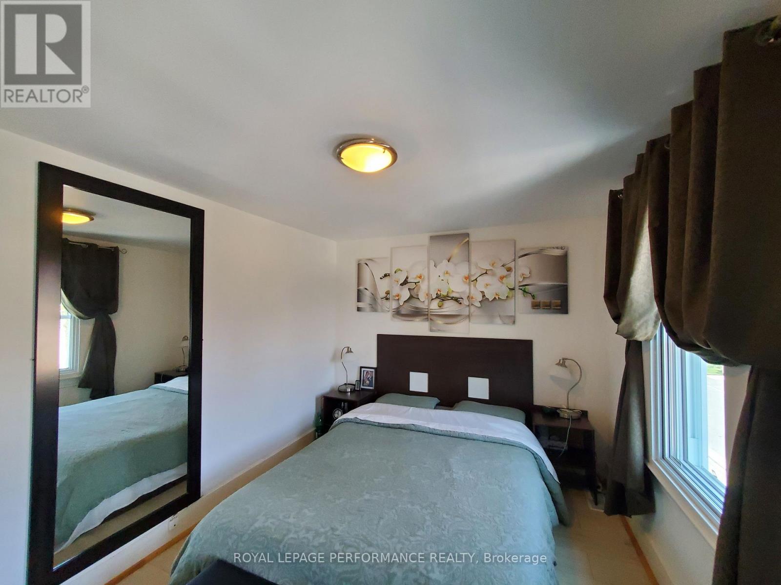 339 LOUISA STREET - 7