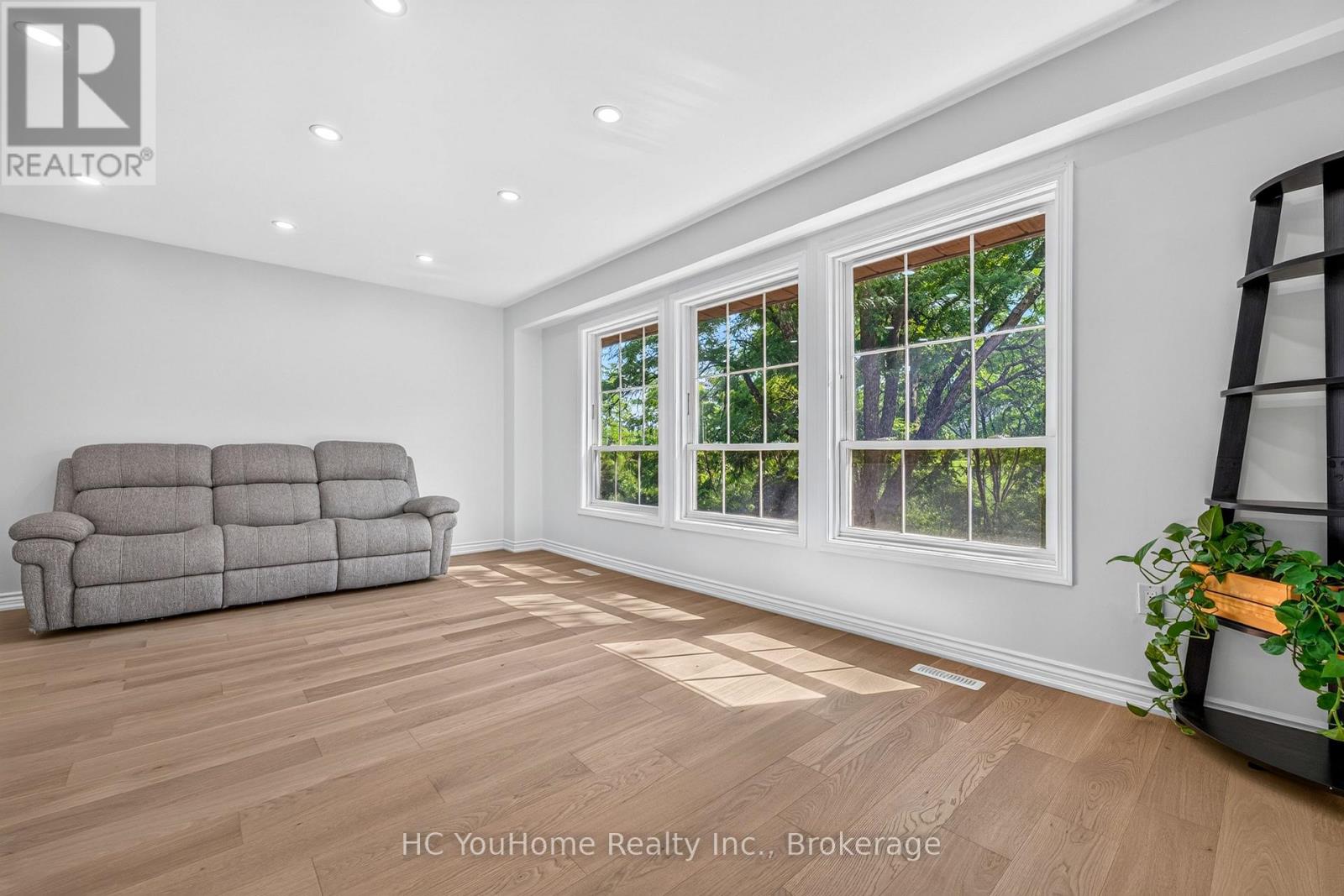 Photo of 81 Brookmill Boulevard