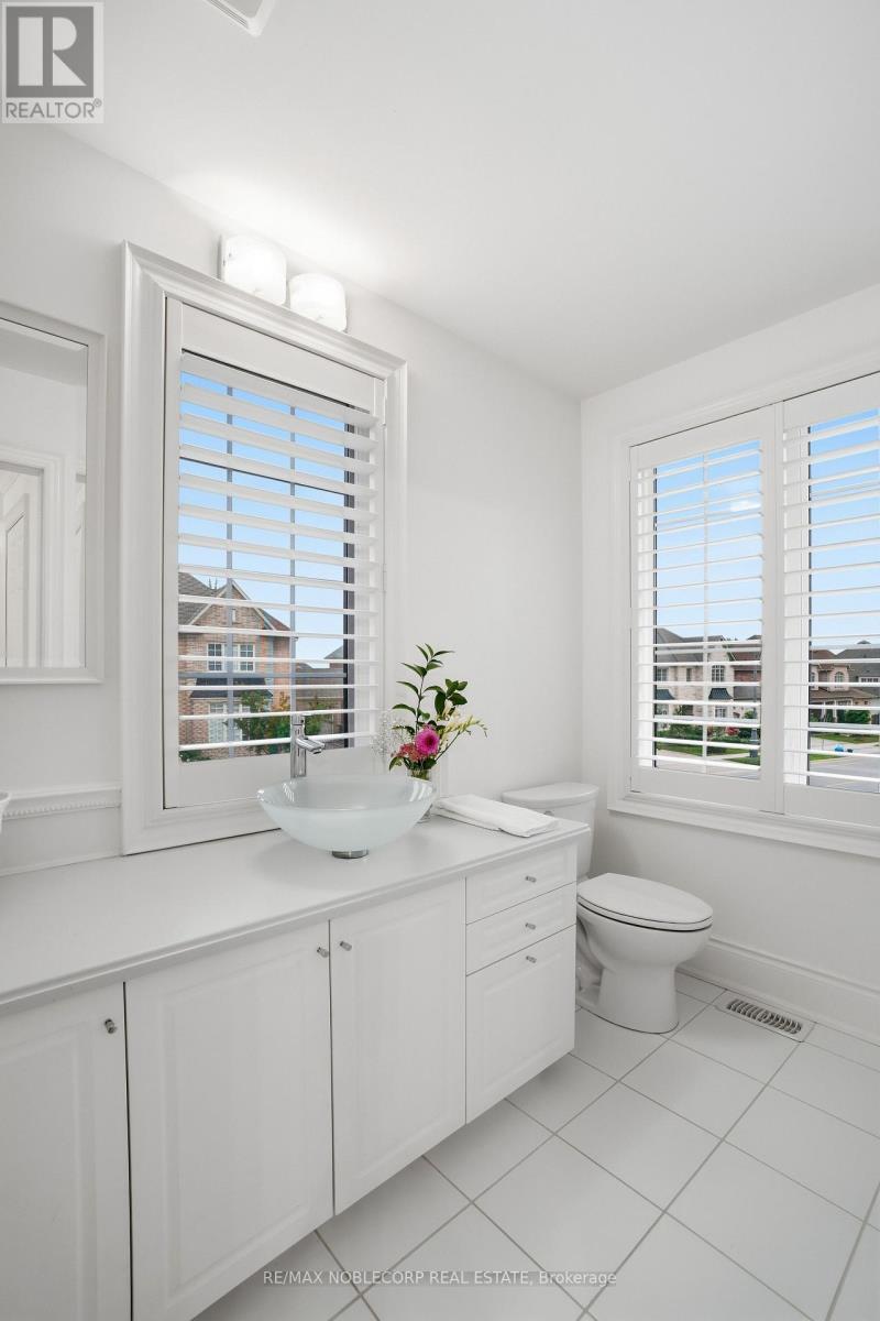 2 GLENGORDON CRESCENT - Image 28