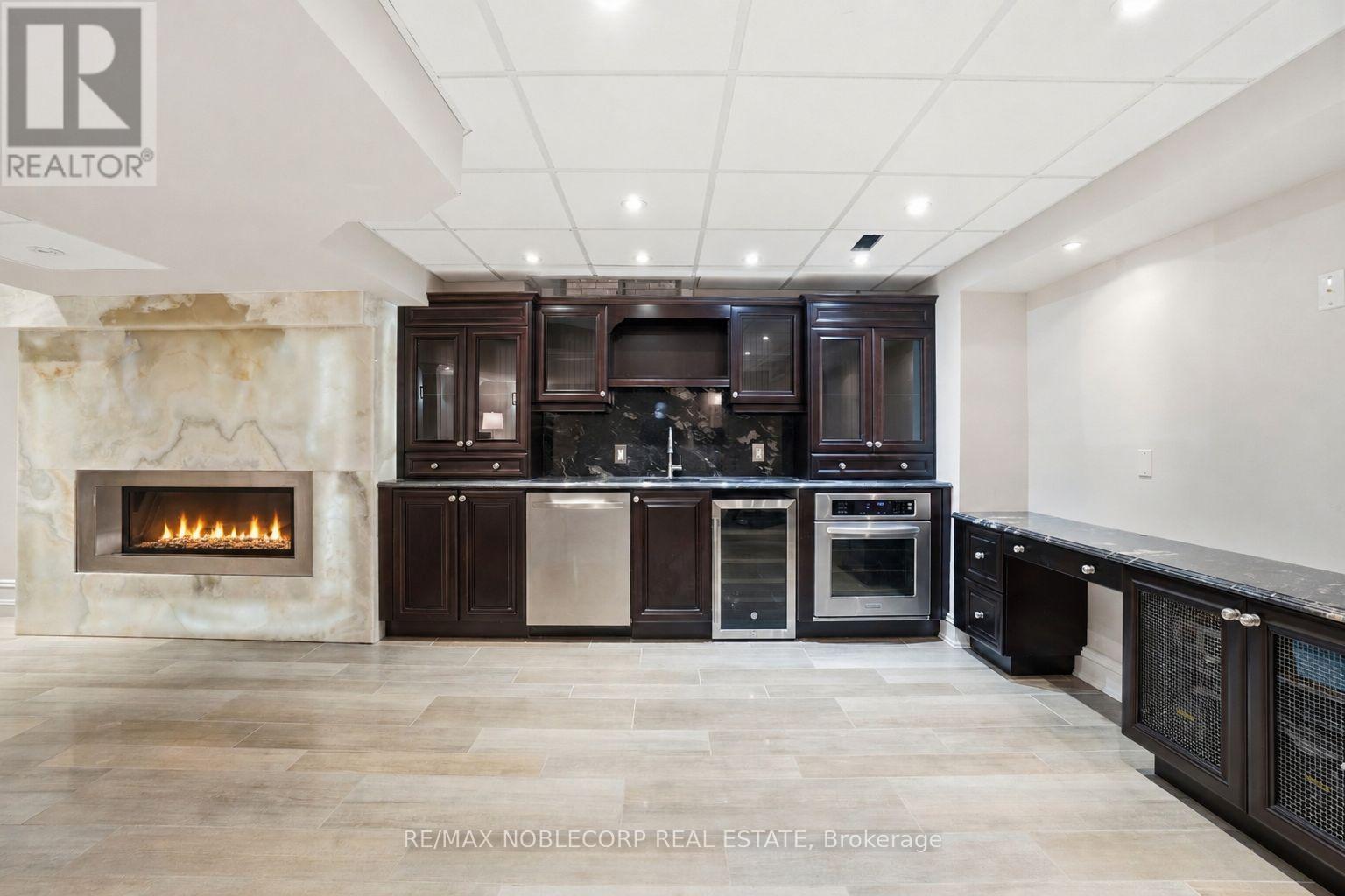 2 GLENGORDON CRESCENT - Image 31