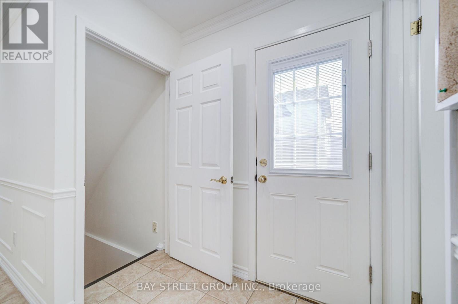 214 WILLIAM ROE BOULEVARD - 19