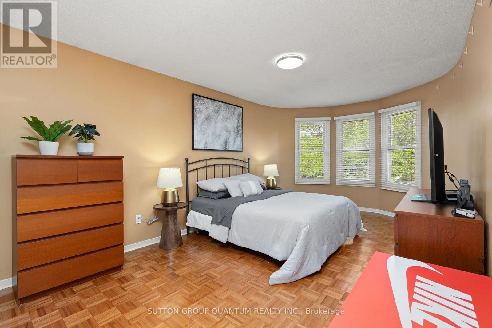 6187 CAMGREEN CIRCLE - 23
