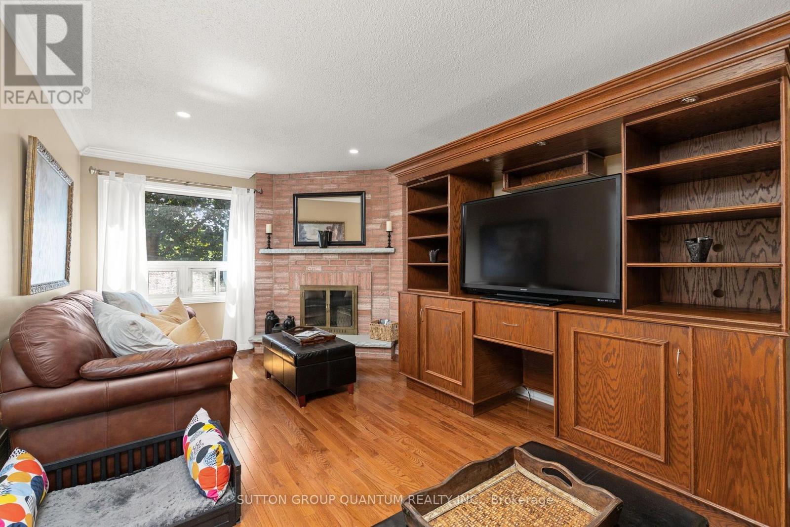 6187 CAMGREEN CIRCLE - 9