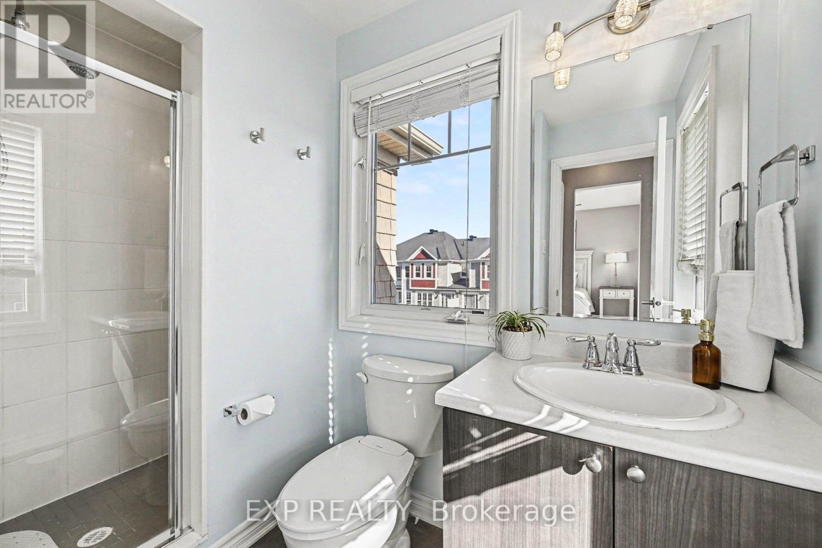 28 STREAMBANK STREET - 25