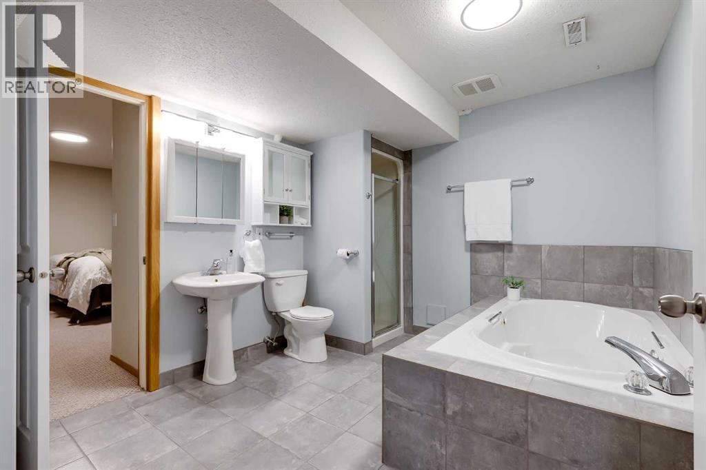 131 Cambria Road - 35