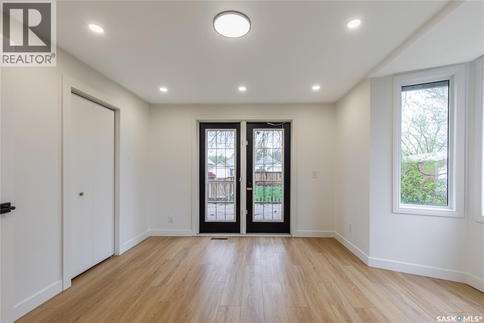453 LILLOOET STREET W - 18