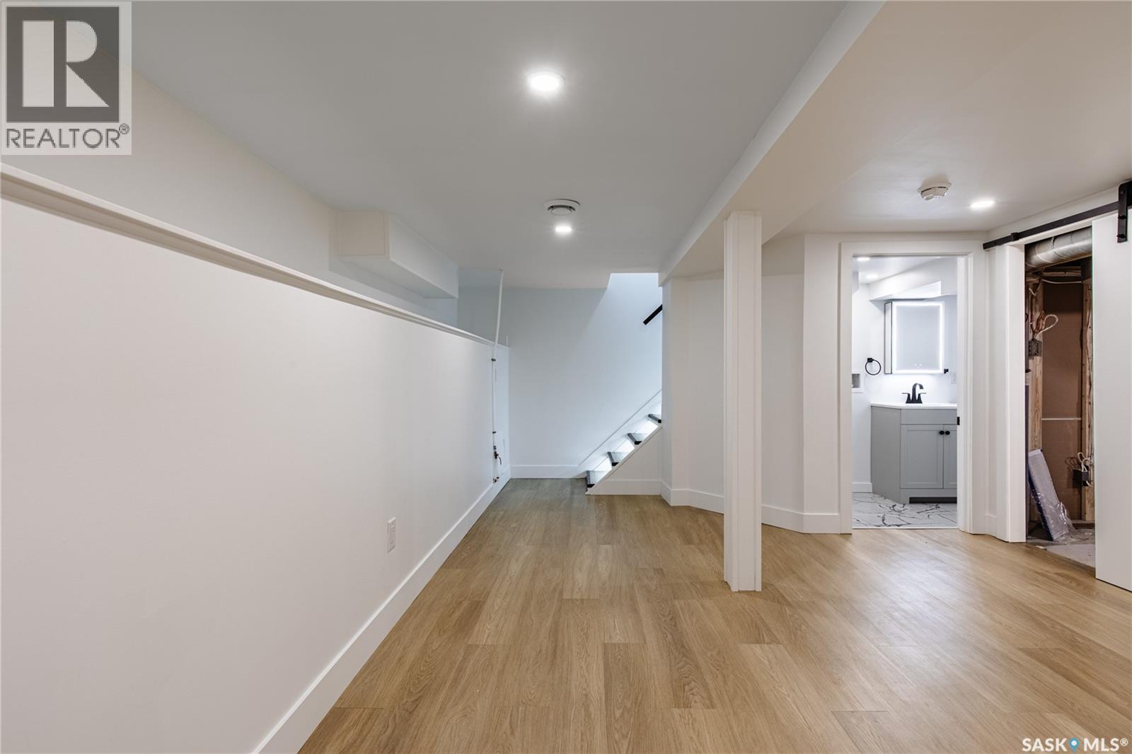 453 LILLOOET STREET W - 29