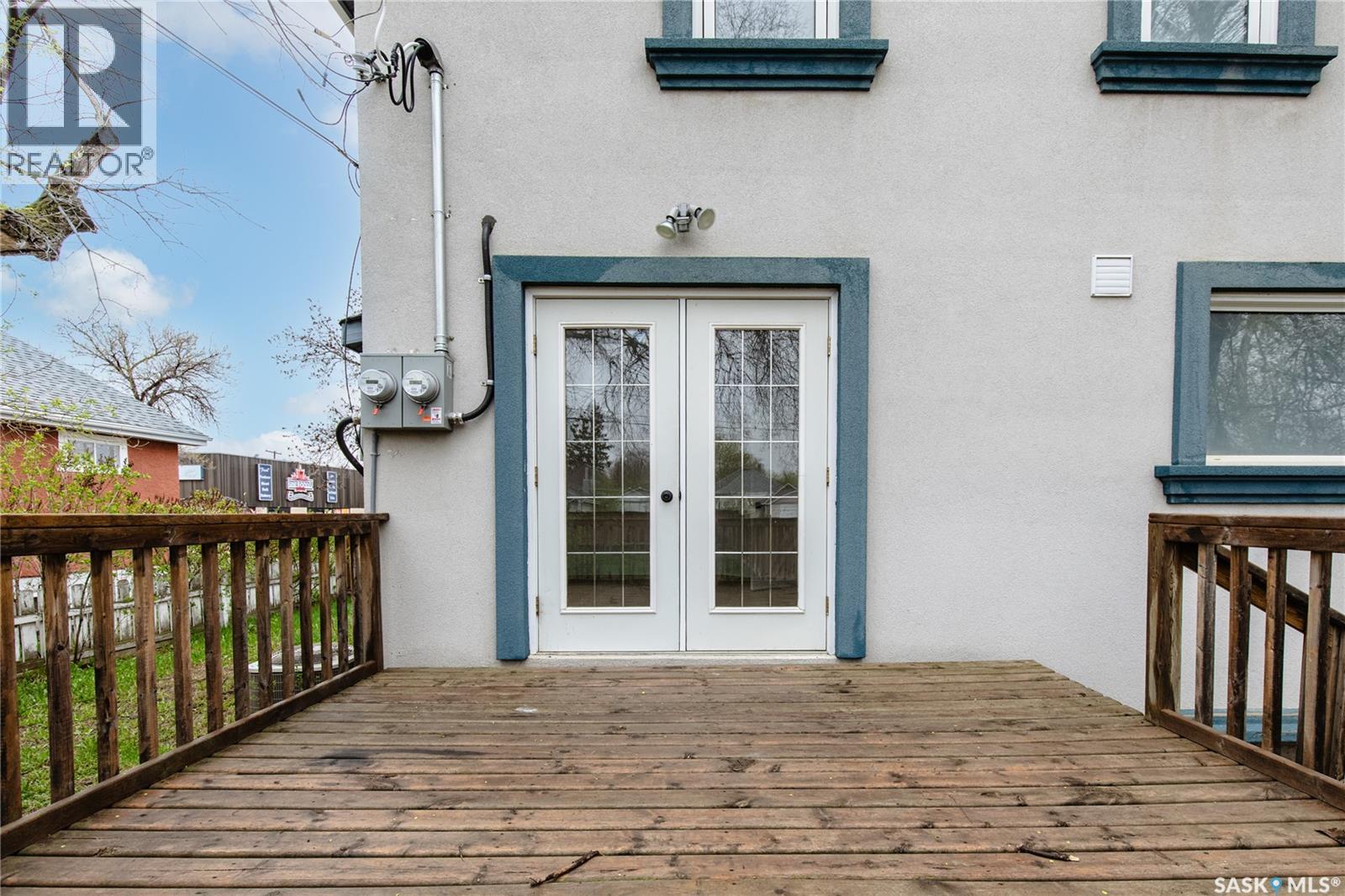453 LILLOOET STREET W - 57