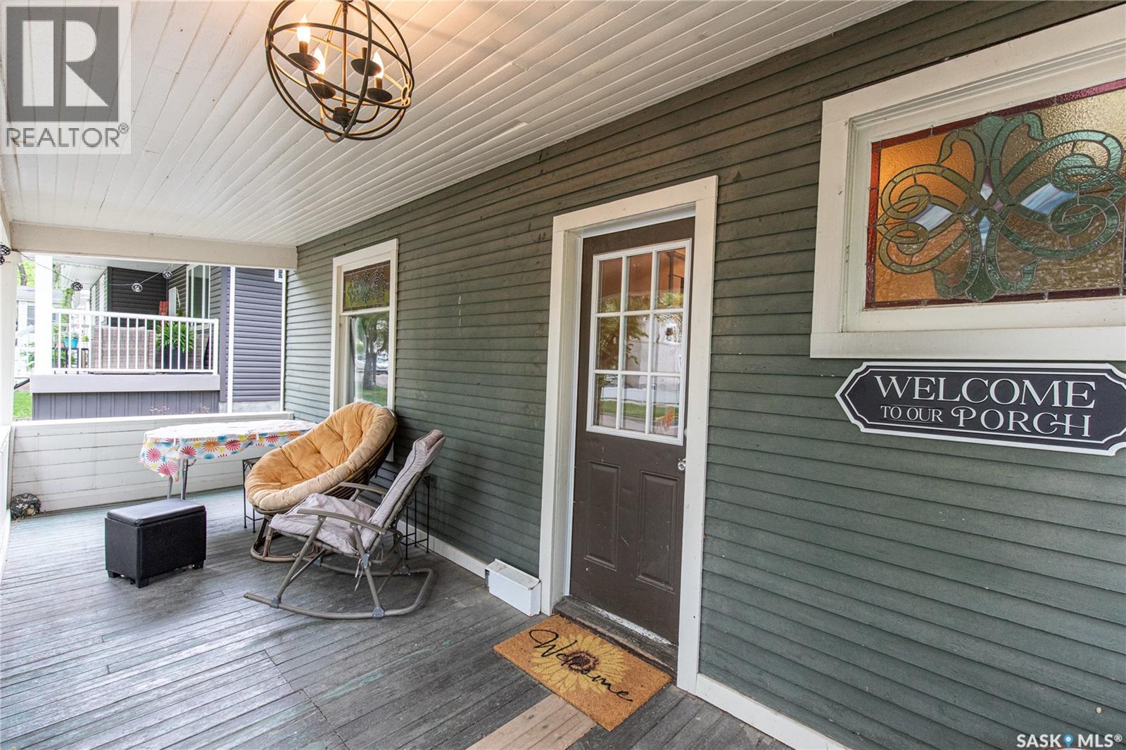 1059 Willow AVENUE - 4