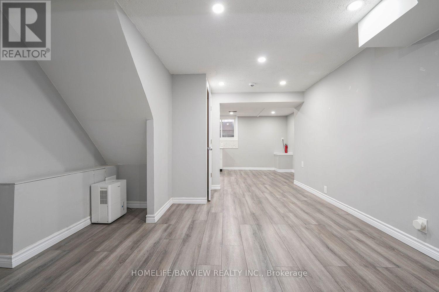 513 BRISTOL ROAD - 24