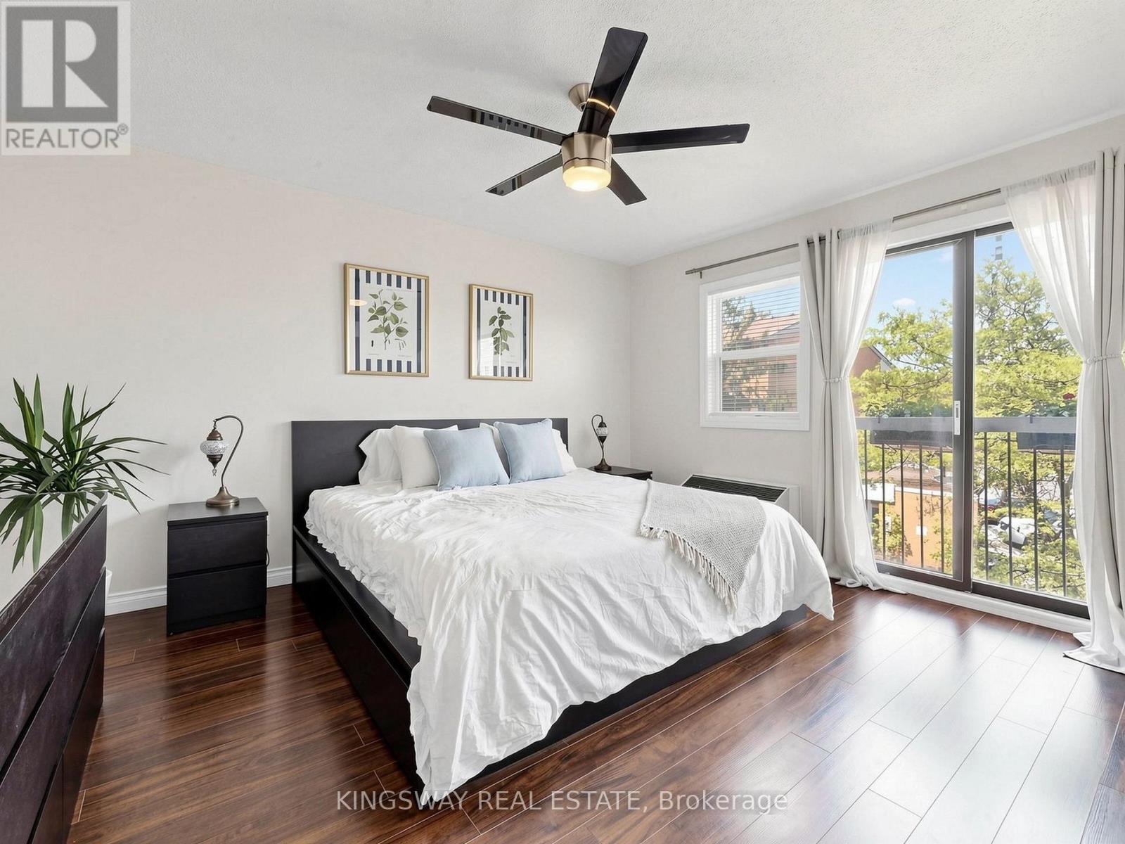 #5F 2866 BATTLEFORD ROAD - 18
