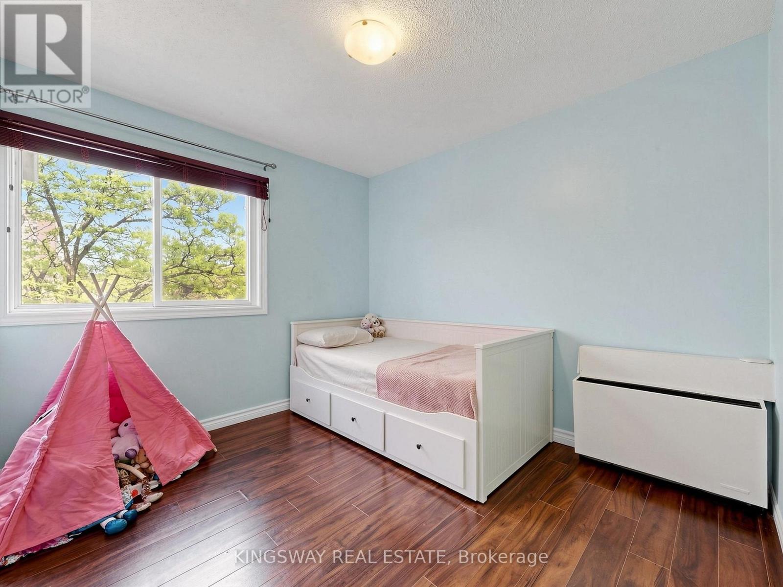 #5F 2866 BATTLEFORD ROAD - 24