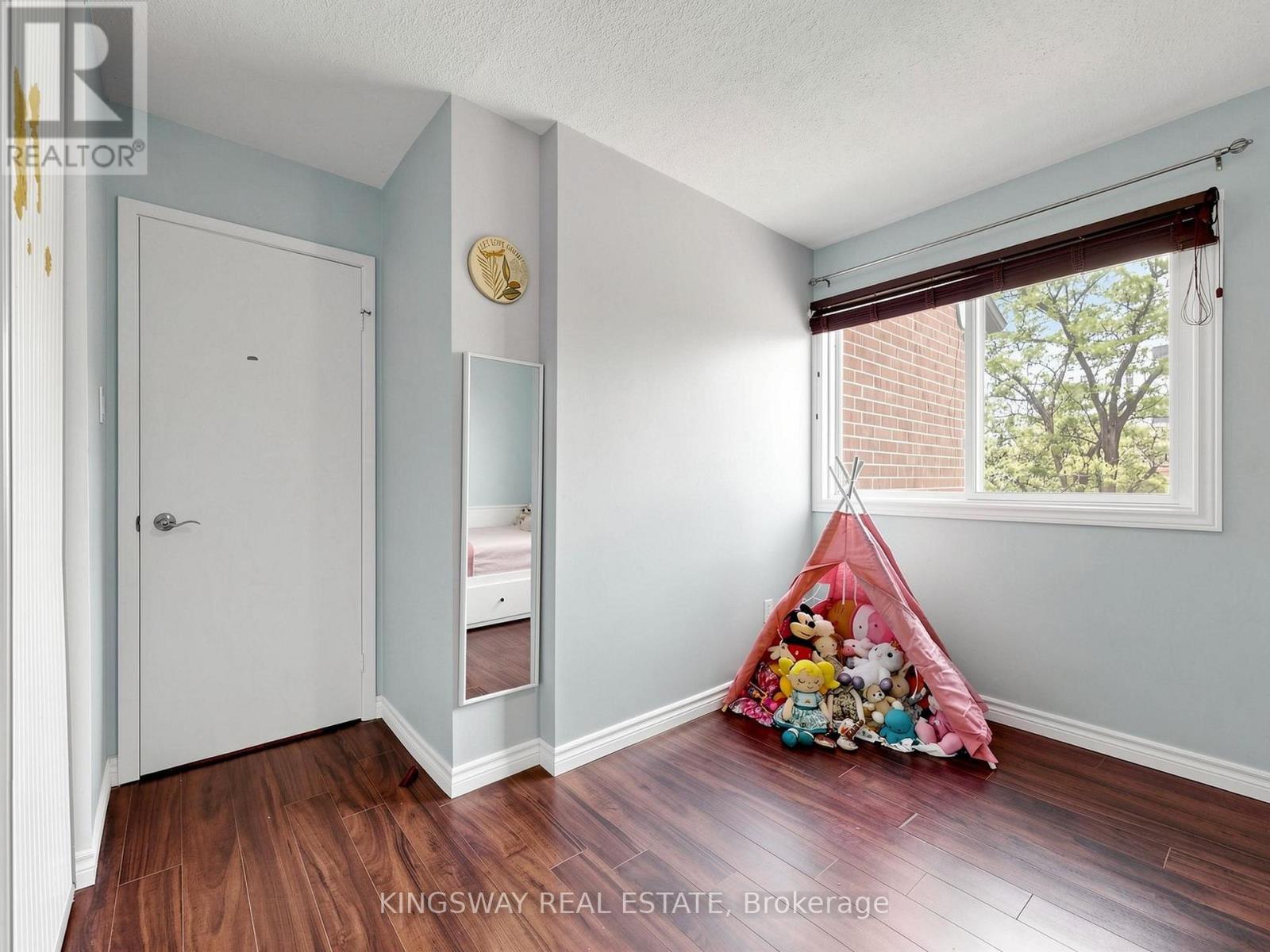 #5F 2866 BATTLEFORD ROAD - 25