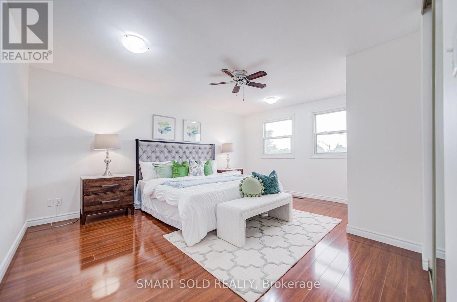 837 QUEENSBRIDGE DRIVE - 20