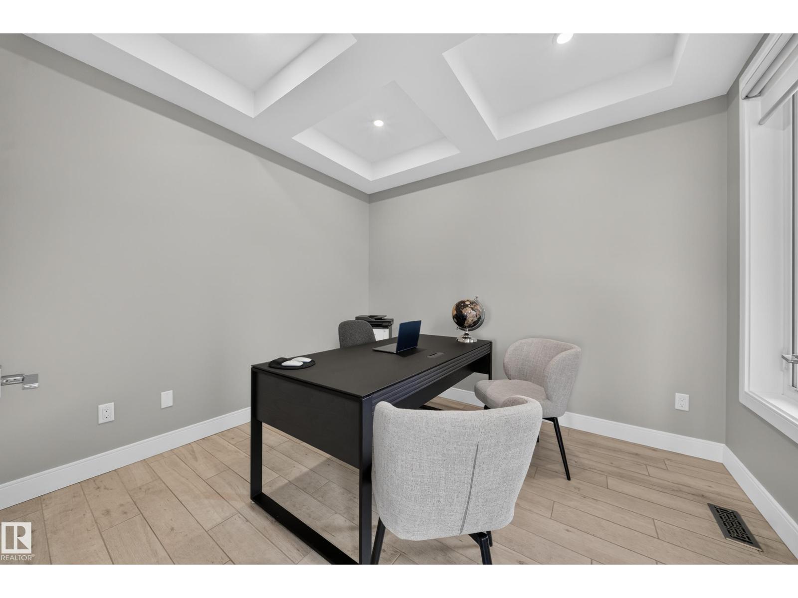 7640 179 AV NW - 28
