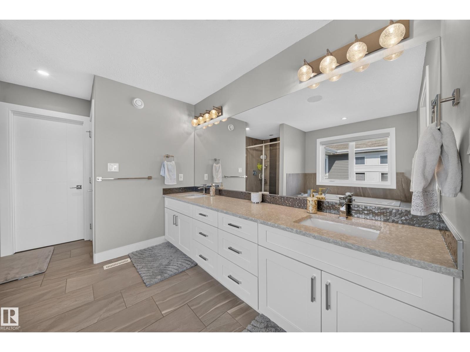 7640 179 AV NW - 41