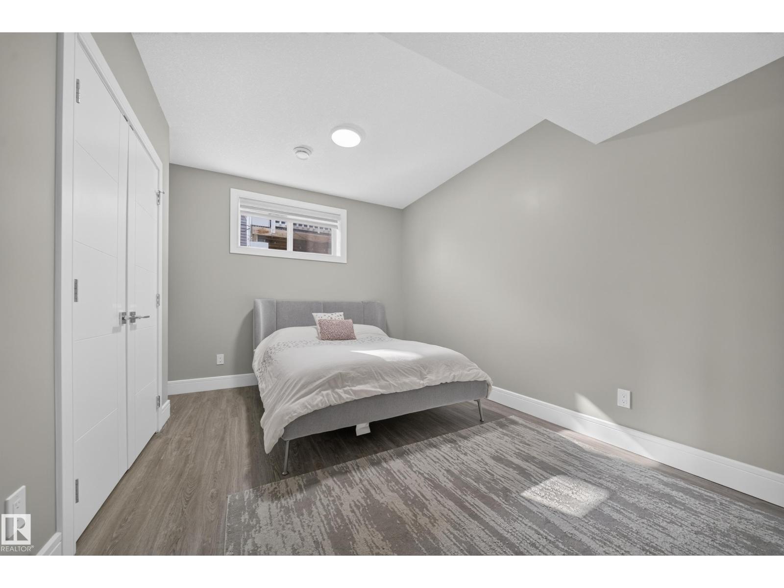 7640 179 AV NW - 56