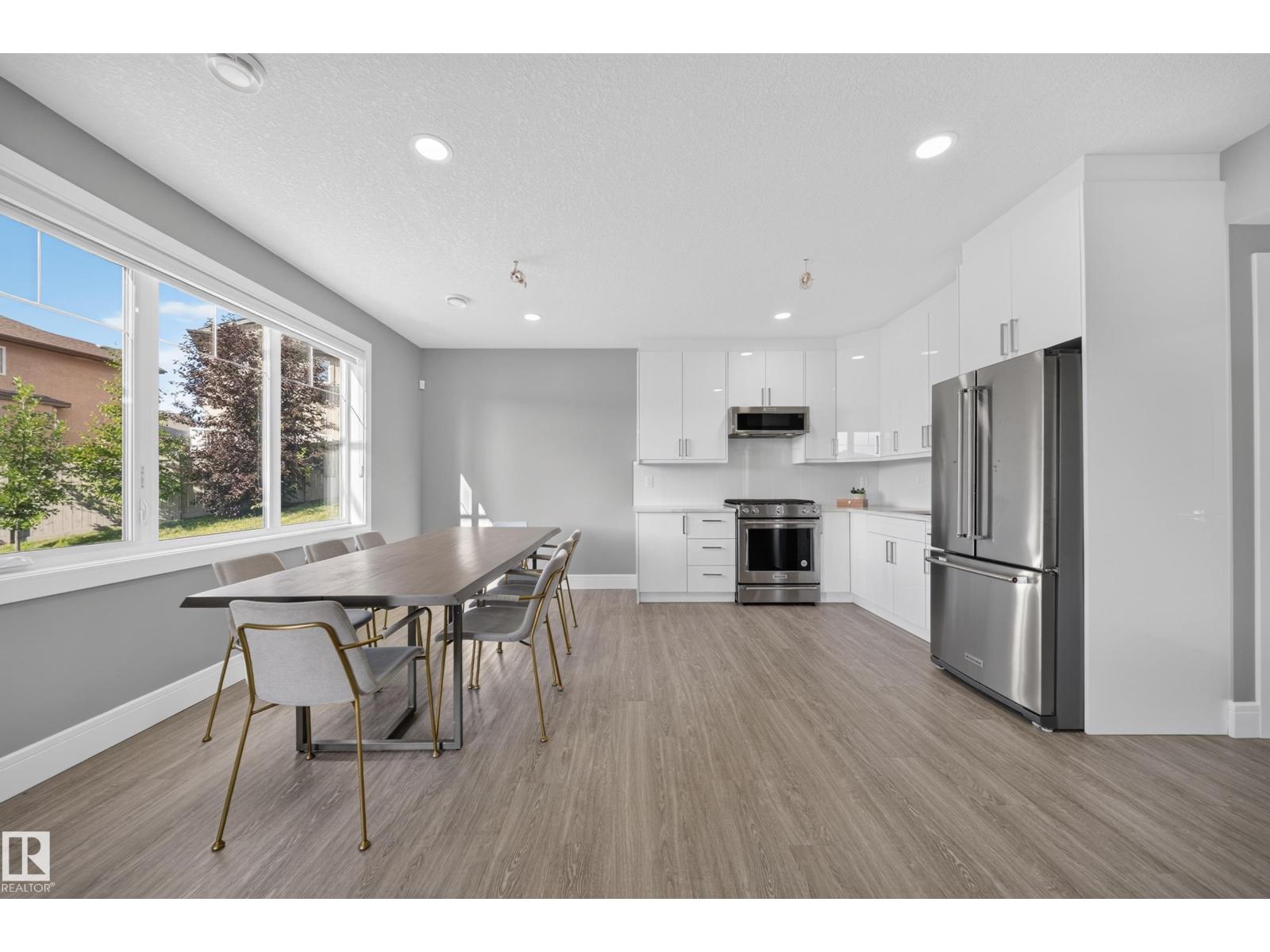 7640 179 AV NW - 61