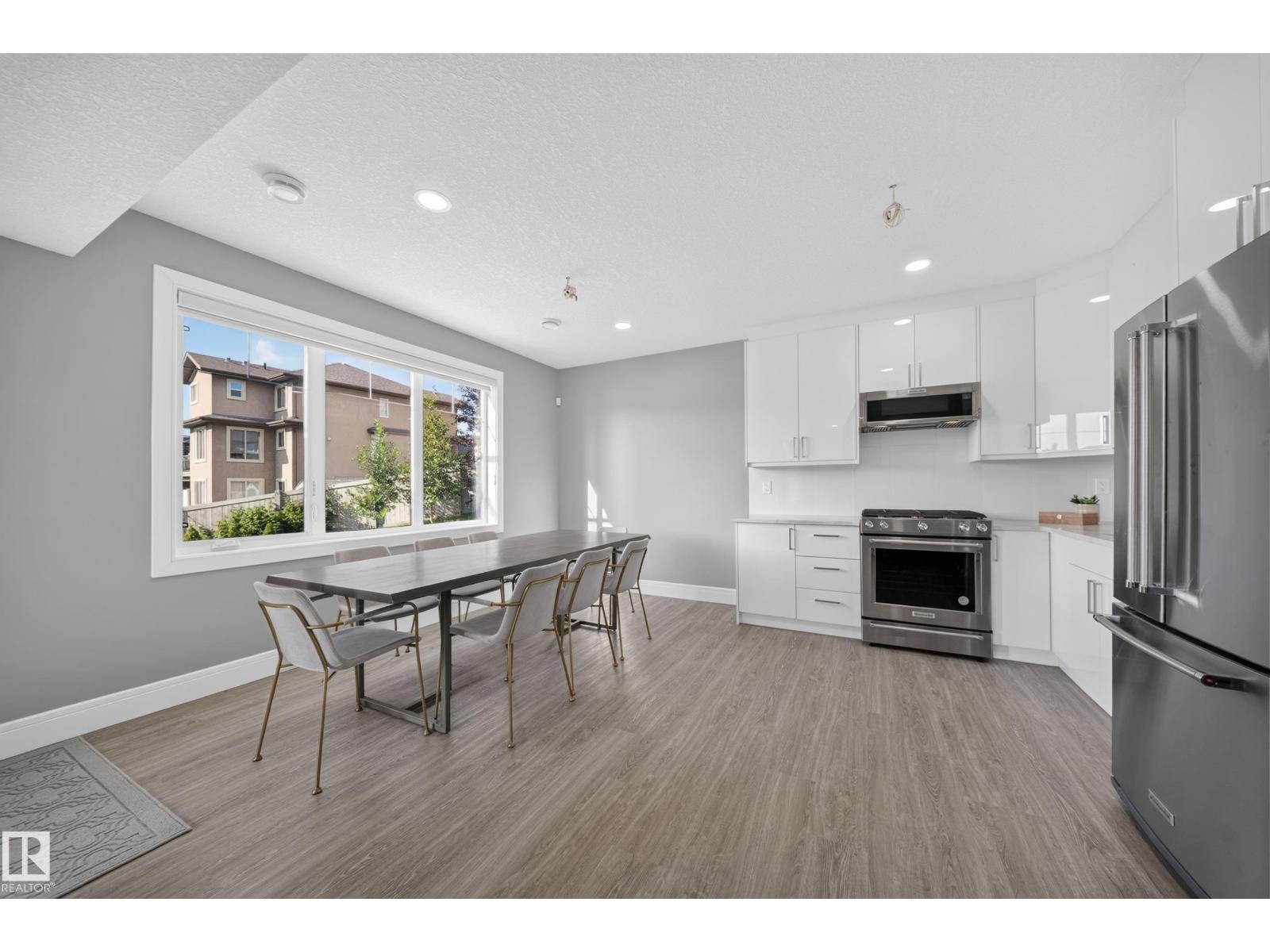 7640 179 AV NW - 62