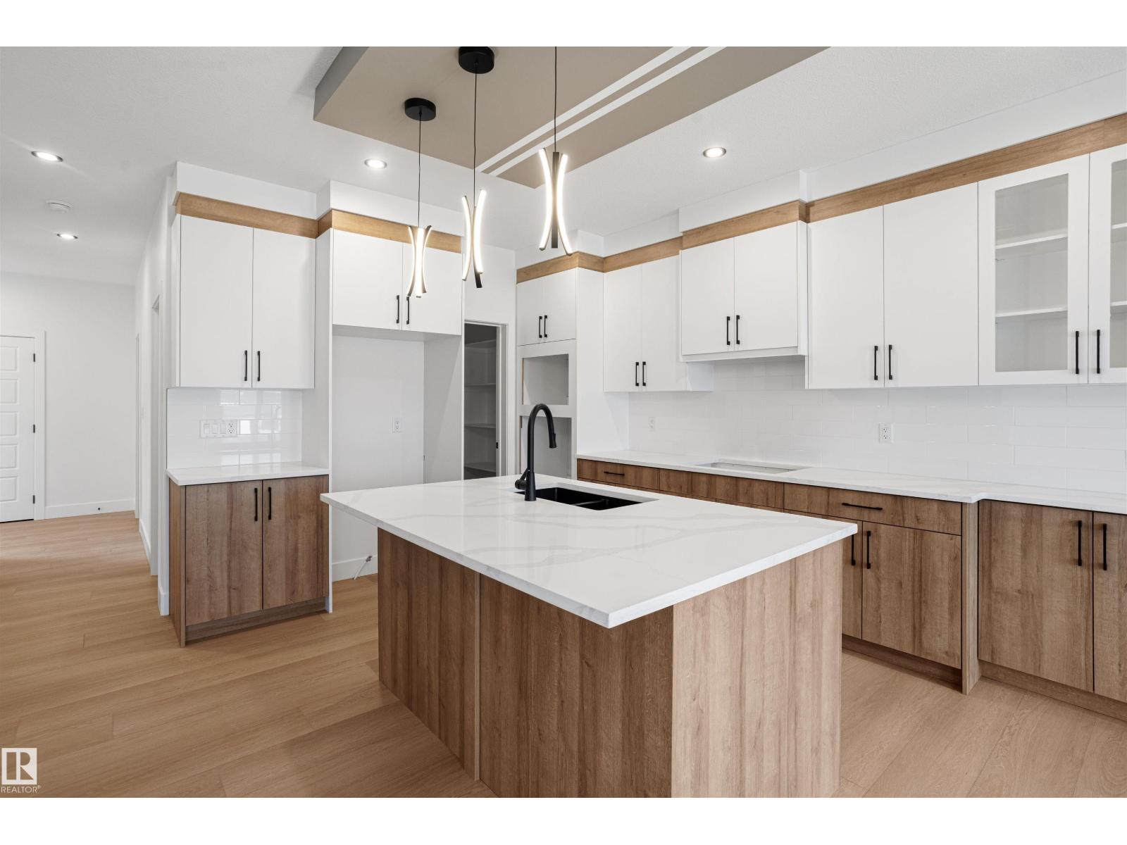 415 Munn CO - Image 13