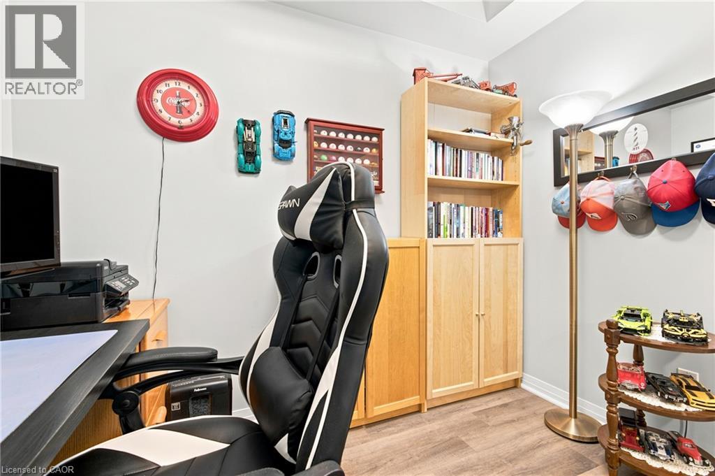 #126 610 FARMSTEAD Drive - 27